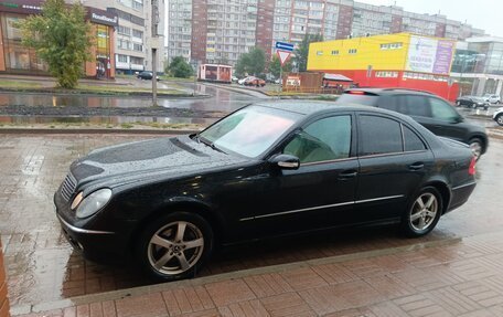 Mercedes-Benz E-Класс, 2004 год, 600 000 рублей, 5 фотография