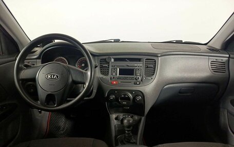 KIA Rio II, 2010 год, 715 000 рублей, 17 фотография