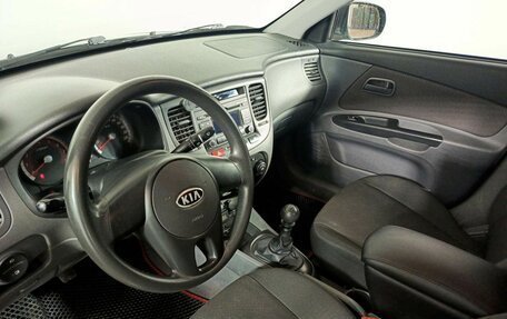 KIA Rio II, 2010 год, 715 000 рублей, 20 фотография