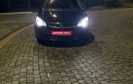 Opel Astra J, 2013 год, 600 000 рублей, 7 фотография