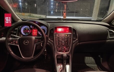 Opel Astra J, 2013 год, 600 000 рублей, 9 фотография