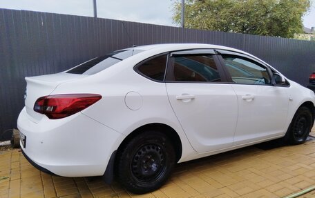 Opel Astra J, 2012 год, 925 000 рублей, 3 фотография