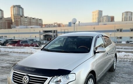 Volkswagen Passat B6, 2006 год, 675 000 рублей, 2 фотография