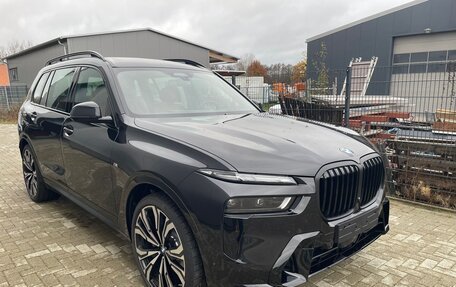 BMW X7, 2024 год, 18 500 000 рублей, 3 фотография