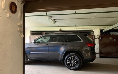 Jeep Grand Cherokee, 2018 год, 4 200 000 рублей, 3 фотография