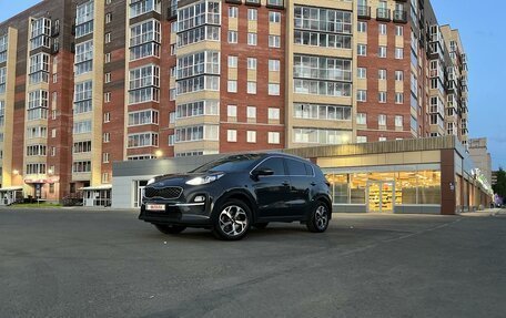 KIA Sportage IV рестайлинг, 2020 год, 2 450 000 рублей, 2 фотография