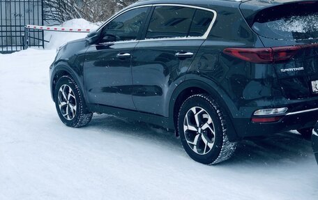 KIA Sportage IV рестайлинг, 2020 год, 2 450 000 рублей, 5 фотография