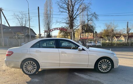 Mercedes-Benz E-Класс, 2011 год, 2 500 000 рублей, 17 фотография