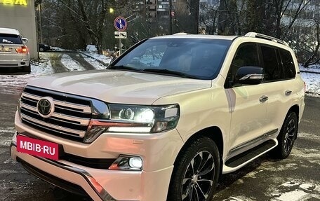 Toyota Land Cruiser 200, 2016 год, 6 150 000 рублей, 7 фотография