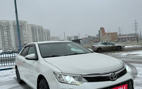 Toyota Camry, 2015 год, 2 350 000 рублей, 6 фотография