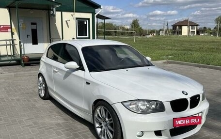 BMW 1 серия, 2007 год, 980 000 рублей, 3 фотография