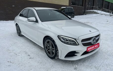 Mercedes-Benz C-Класс, 2018 год, 3 300 000 рублей, 3 фотография