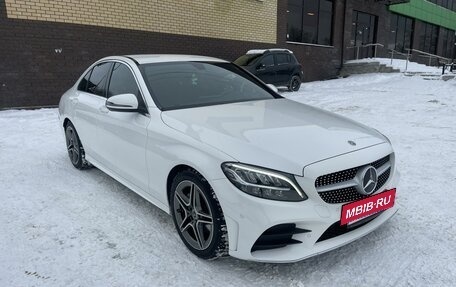 Mercedes-Benz C-Класс, 2018 год, 3 300 000 рублей, 11 фотография