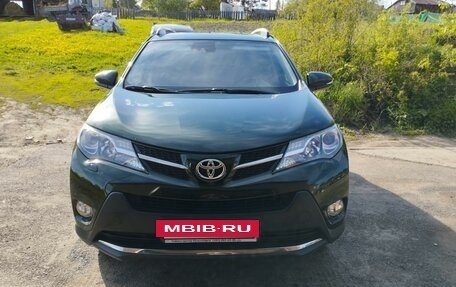 Toyota RAV4, 2013 год, 2 600 000 рублей, 9 фотография