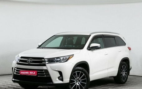 Toyota Highlander III, 2017 год, 4 189 000 рублей, 1 фотография