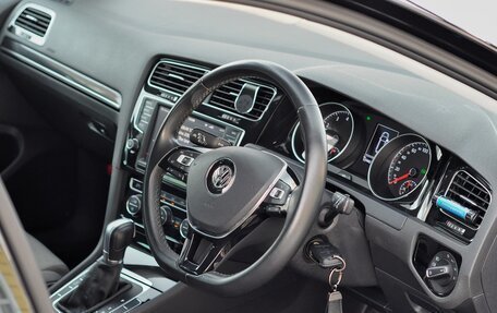 Volkswagen Golf VII, 2014 год, 1 350 000 рублей, 26 фотография