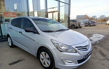 Hyundai Solaris II рестайлинг, 2015 год, 921 000 рублей, 3 фотография