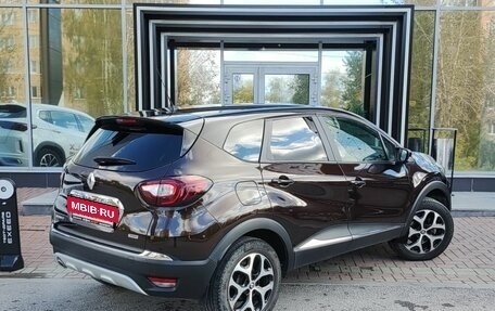 Renault Kaptur I рестайлинг, 2016 год, 1 629 000 рублей, 5 фотография