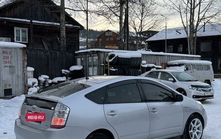 Toyota Prius, 2008 год, 760 000 рублей, 5 фотография