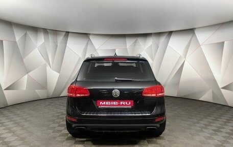 Volkswagen Touareg III, 2010 год, 1 979 000 рублей, 8 фотография