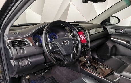 Toyota Camry, 2015 год, 1 829 000 рублей, 14 фотография