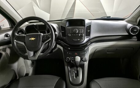 Chevrolet Orlando I, 2013 год, 939 000 рублей, 10 фотография