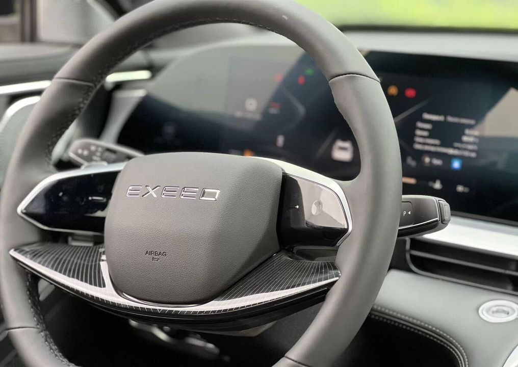 Exeed TXL, 2024 год, 4 660 000 рублей, 30 фотография