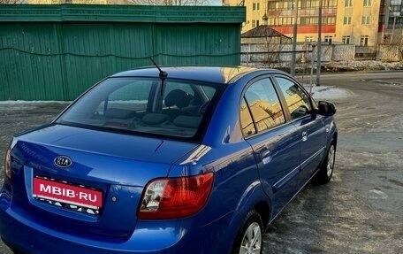 KIA Rio II, 2010 год, 750 000 рублей, 3 фотография