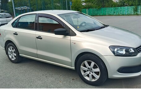 Volkswagen Polo VI (EU Market), 2011 год, 610 000 рублей, 1 фотография