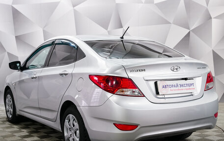 Hyundai Solaris II рестайлинг, 2011 год, 850 000 рублей, 3 фотография