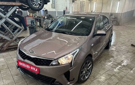 KIA Rio IV, 2020 год, 1 590 000 рублей, 2 фотография