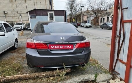 Honda Accord IX рестайлинг, 2013 год, 1 650 000 рублей, 3 фотография