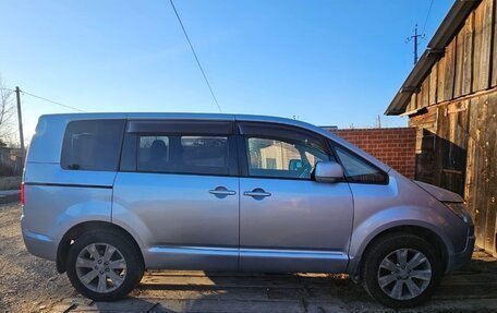 Mitsubishi Delica D:5 I, 2010 год, 1 700 000 рублей, 2 фотография