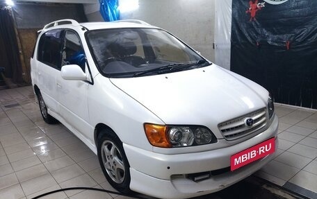 Toyota Ipsum II, 2001 год, 550 000 рублей, 3 фотография