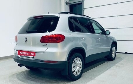 Volkswagen Tiguan I, 2011 год, 996 000 рублей, 4 фотография