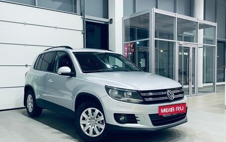 Volkswagen Tiguan I, 2011 год, 996 000 рублей, 3 фотография