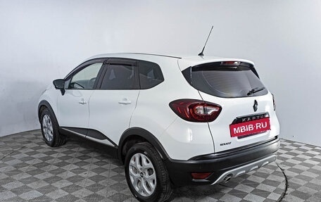 Renault Kaptur I рестайлинг, 2017 год, 1 400 000 рублей, 11 фотография