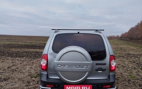 Chevrolet Niva I рестайлинг, 2014 год, 705 000 рублей, 3 фотография