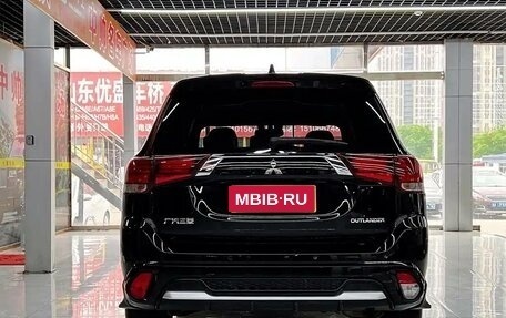 Mitsubishi Outlander III рестайлинг 3, 2022 год, 2 430 010 рублей, 3 фотография