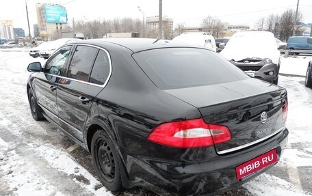 Skoda Superb III рестайлинг, 2012 год, 979 000 рублей, 4 фотография