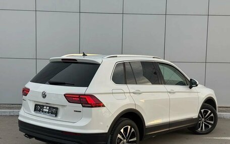 Volkswagen Tiguan II, 2019 год, 2 740 000 рублей, 4 фотография