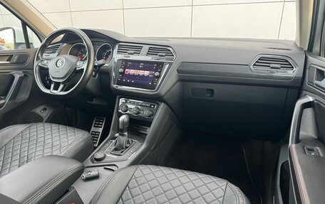 Volkswagen Tiguan II, 2019 год, 2 740 000 рублей, 20 фотография