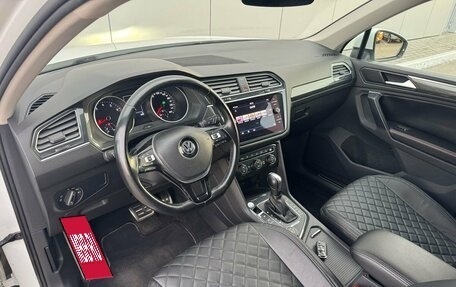 Volkswagen Tiguan II, 2019 год, 2 740 000 рублей, 9 фотография