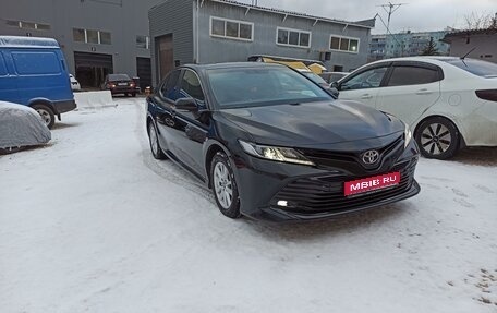 Toyota Camry, 2019 год, 2 780 000 рублей, 1 фотография