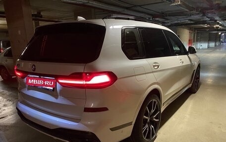 BMW X7, 2021 год, 11 390 000 рублей, 2 фотография