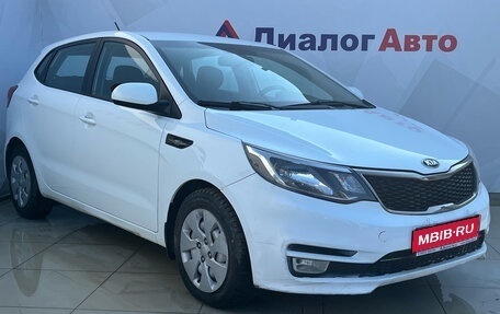 KIA Rio III рестайлинг, 2016 год, 980 000 рублей, 1 фотография