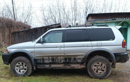 Mitsubishi Pajero Sport II рестайлинг, 2001 год, 850 000 рублей, 4 фотография