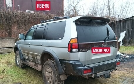 Mitsubishi Pajero Sport II рестайлинг, 2001 год, 850 000 рублей, 5 фотография