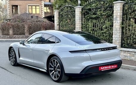 Porsche Taycan I, 2020 год, 9 222 000 рублей, 15 фотография