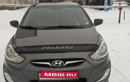 Hyundai Solaris II рестайлинг, 2011 год, 1 015 000 рублей, 5 фотография